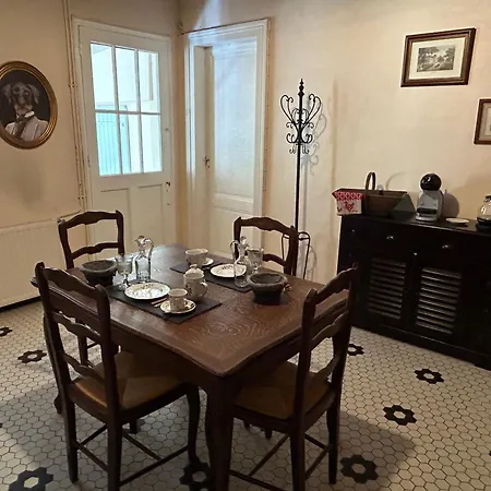 Oda ve Kahvaltı L'amphore Du Clos De Bigos